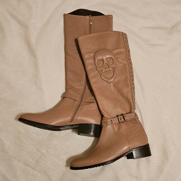 Skull Embossed Tan Leather Boots - Picture 2 of 5